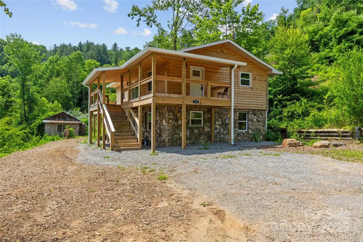 137 Red Maple Lane, Burnsville, NC 28714 - Image #1