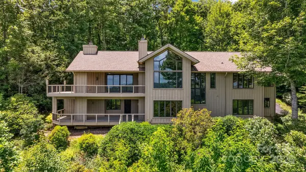 721 Lakeside Drive, Lake Toxaway, NC 28747