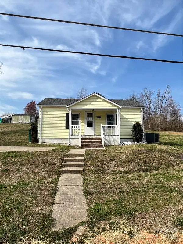 214 S Jonesville Boulevard, Jonesville, NC 28642