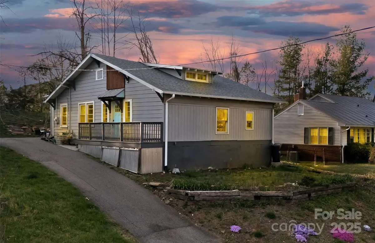 21 Hilldale Road, Asheville, NC 28803 - Image #1