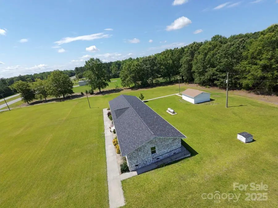 6096 Hwy 151 Highway, Jefferson, SC 29718 - Image #2