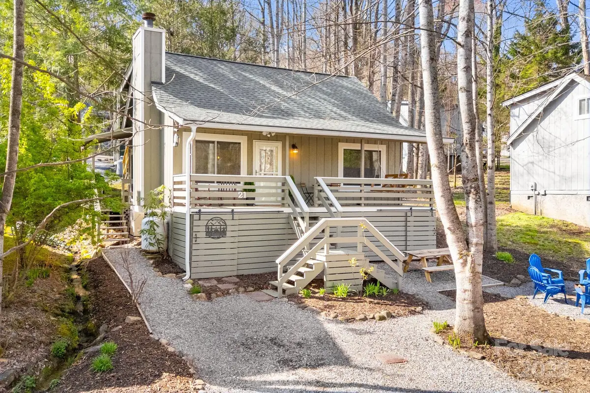 21 Susan Drive, Maggie Valley, NC 28751 - Image #1
