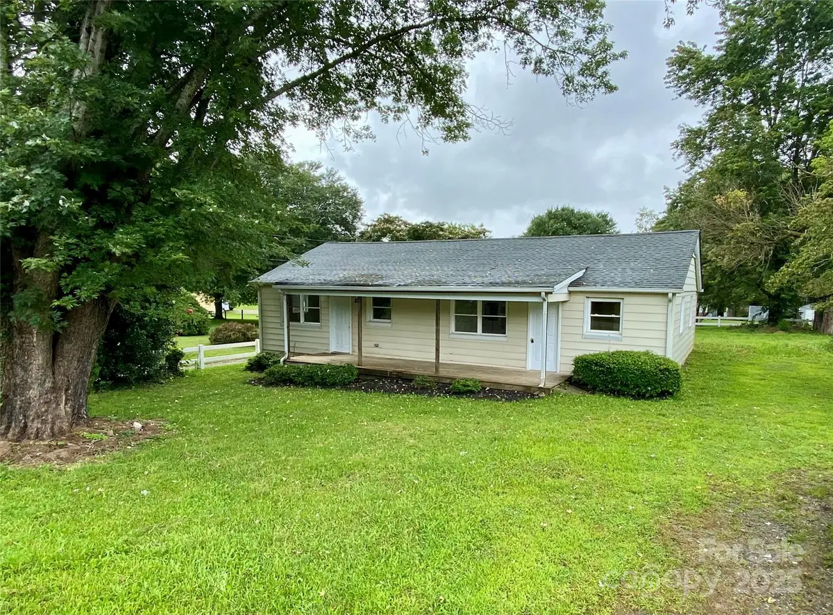 87 Sellers Road, Clyde, NC 28721 - #1