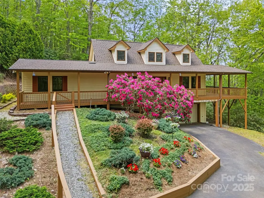376 Deerfield Forest Parkway, Boone, NC 28607 - Image #2
