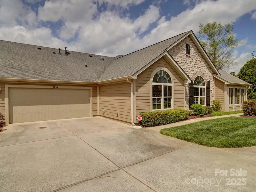 4754 Polo Gate Boulevard, Charlotte, NC 28216 - Image #2
