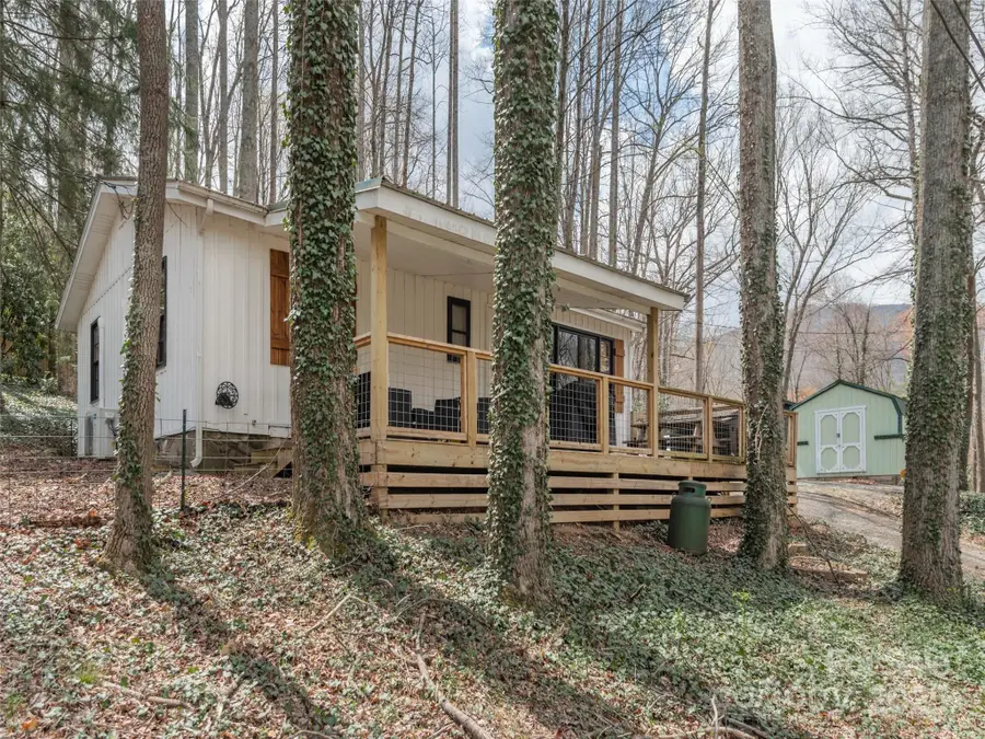 147 Azalea Drive, Maggie Valley, NC 28751 - Image #2