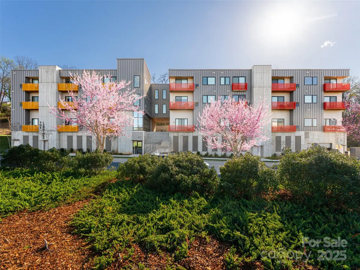 68 Craven Street #304, Asheville, NC 28806 - Image #1