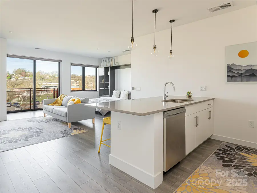 68 Craven Street #304, Asheville, NC 28806 - Image #2