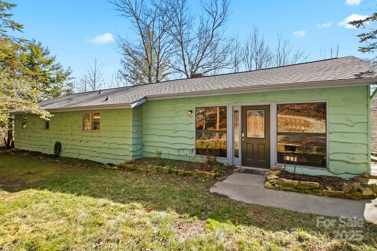 509 Seven Devils Road, Banner Elk, NC 28604 - Image #1
