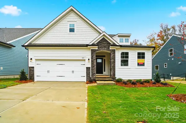 104 S Inneswood Lane, Mooresville, NC 28115