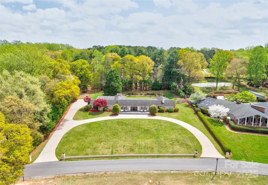 316 Country Club Acres None, Shelby, NC 28150 - Image #2