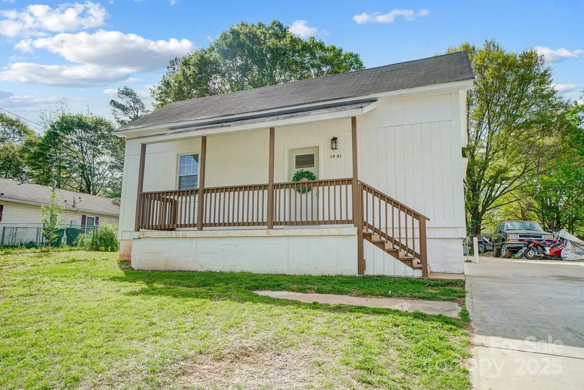 1901 Parkdale Avenue, Gastonia, NC 28052 - Image #1