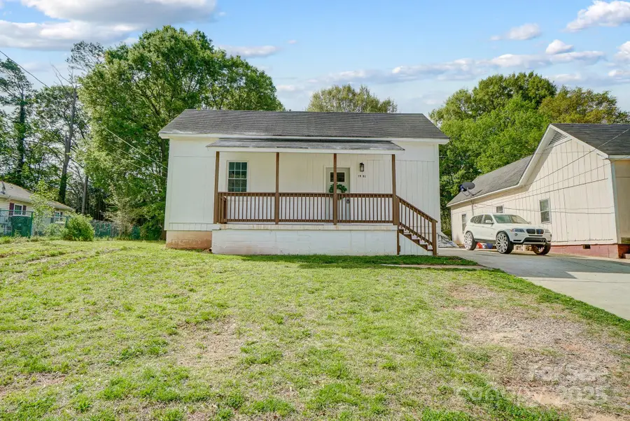 1901 Parkdale Avenue, Gastonia, NC 28052 - Image #2