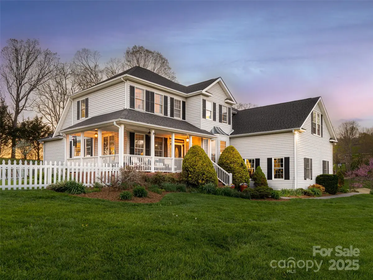 9 Meadow Glen Drive, Weaverville, NC 28787 - Image #1