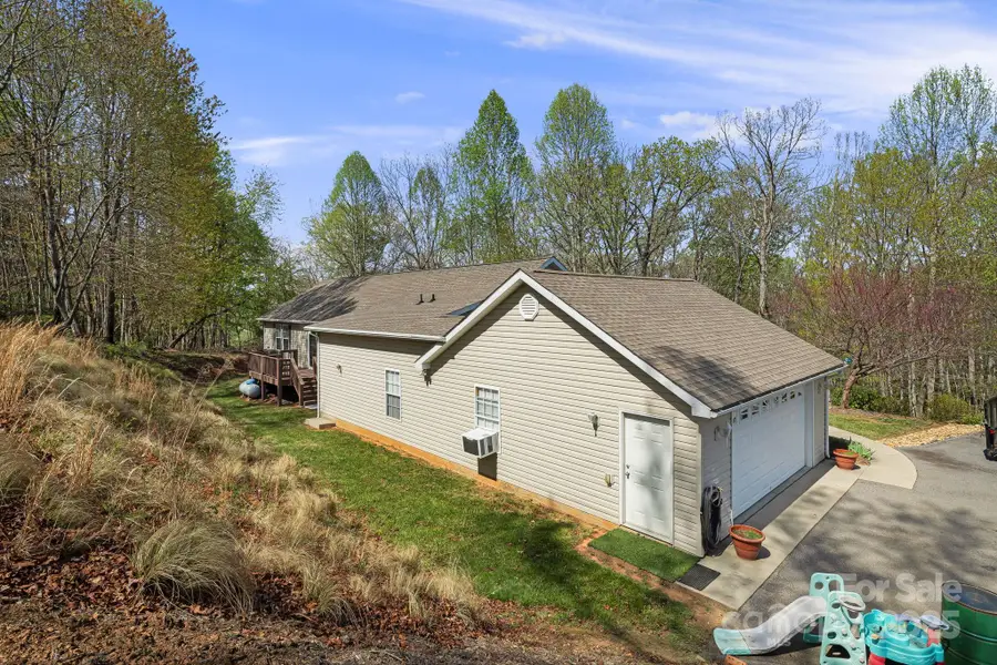 54 Golddigger Drive, Candler, NC 28715 - Image #3