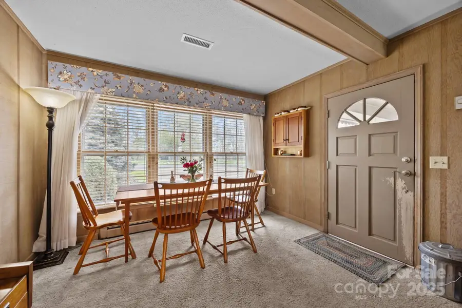 457 Overlook Drive, Spruce Pine, NC 28777 - Image #3