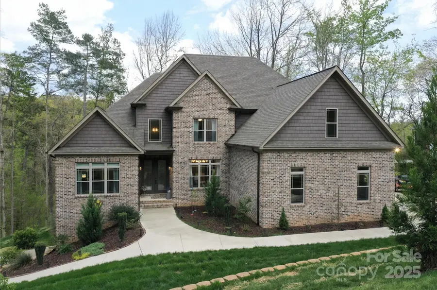 2757 Trent Drive Ne, Conover, NC 28613 - Image #2