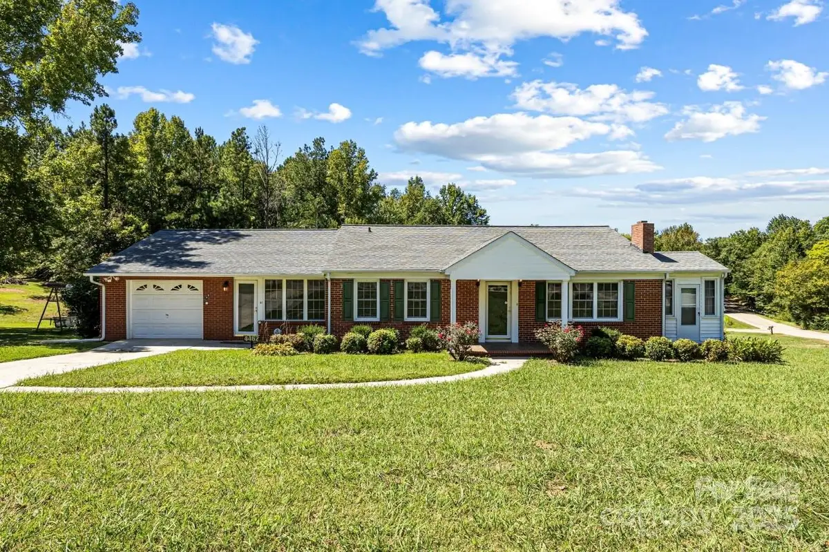 4462 Flat Creek Road, Heath Springs, SC 29058 - Image #1