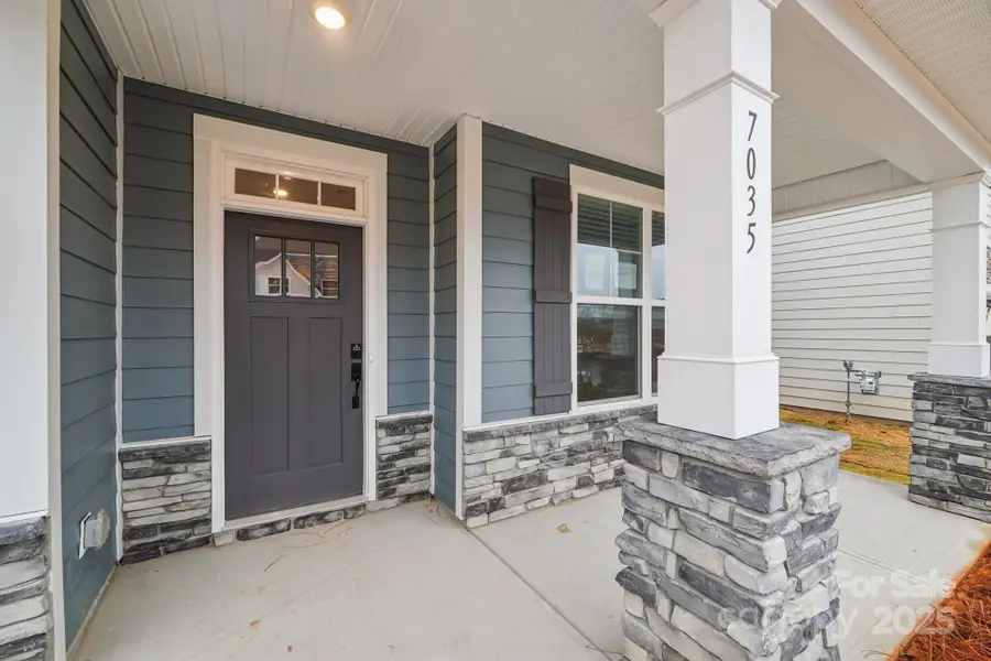 7035 Butternut Oak Terrace, Huntersville, NC 28078 - Image #2