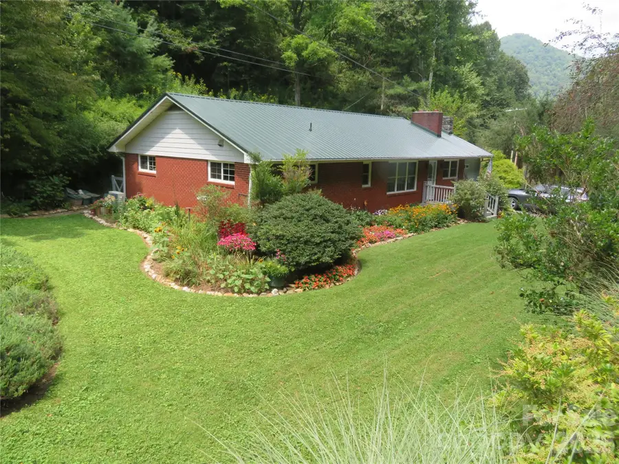 3829 Coxes Creek Road, Burnsville, NC 28714 - #2