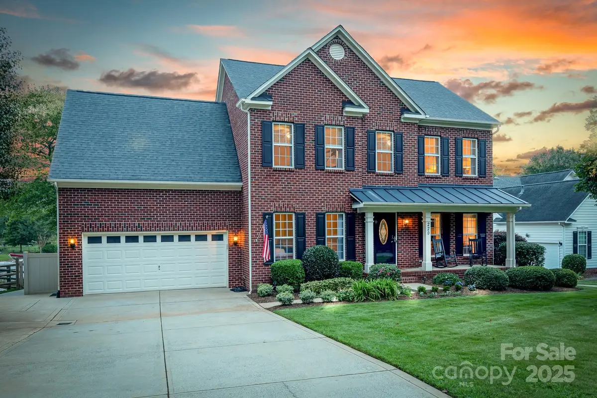 220 Chandeleur Drive, Mooresville, NC 28117 - Image #1