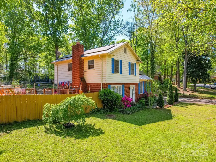 6820 Elm Forest Drive, Charlotte, NC 28212 - Image #2