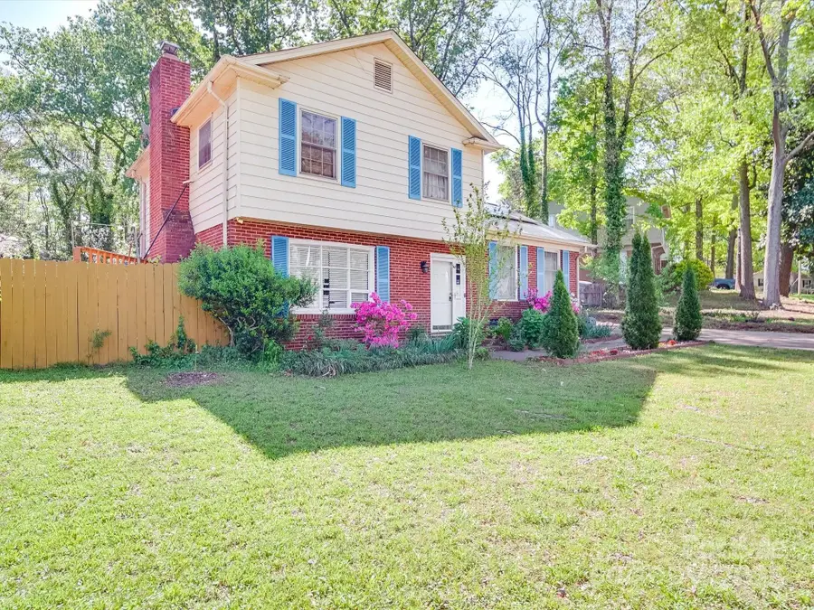 6820 Elm Forest Drive, Charlotte, NC 28212 - Image #3