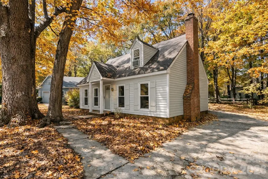 2113 Killarney Place, Charlotte, NC 28262 - Image #2