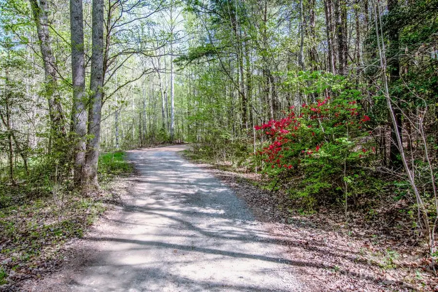 1094 Gold Mine Drive, Catawba, NC 28609 - Image #2