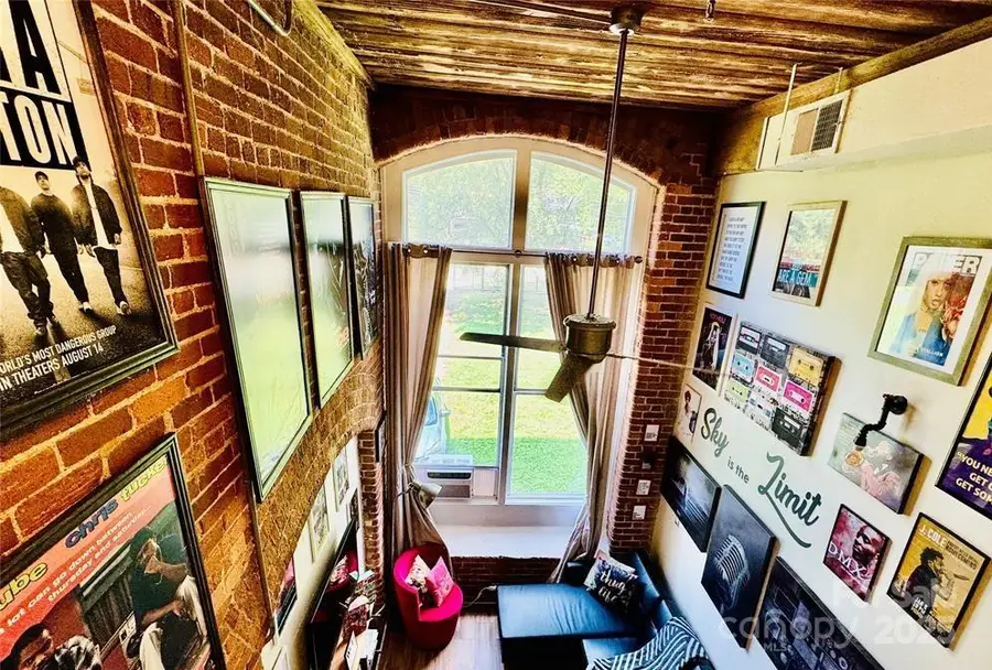 201 S Hoskins Road #132, Charlotte, NC 28208 - Image #2