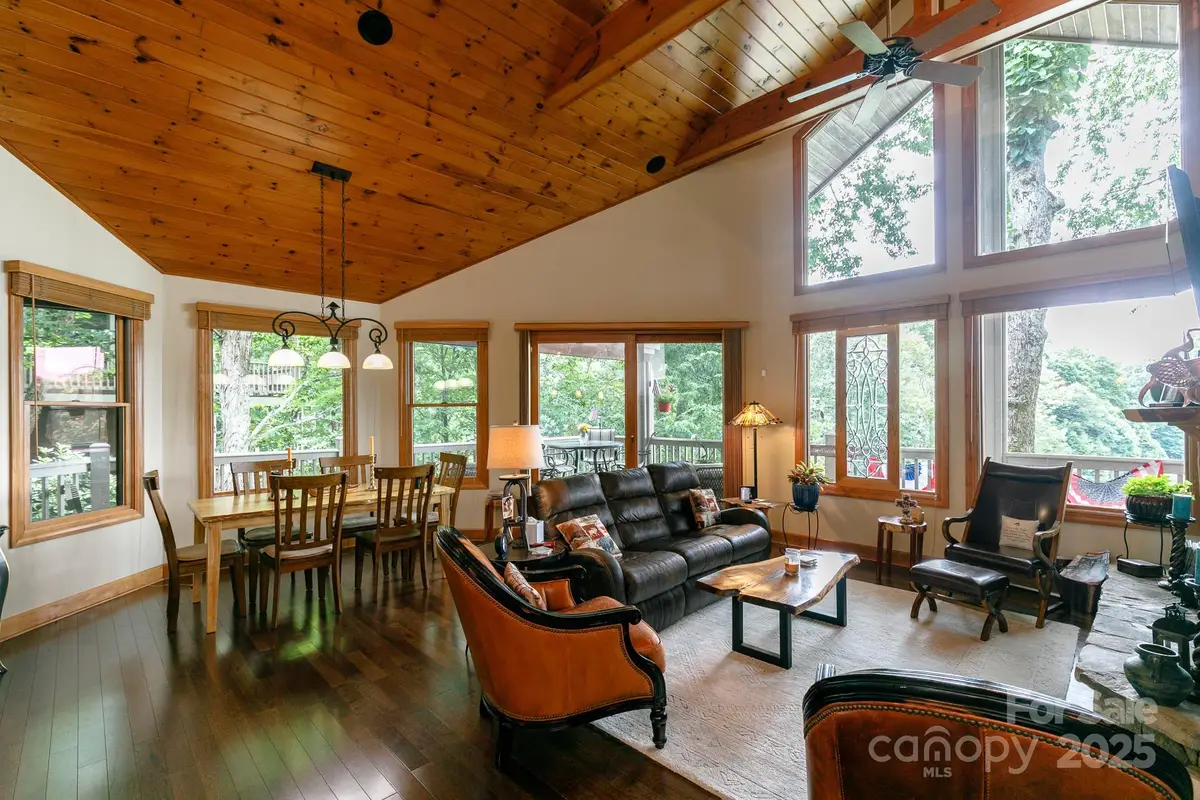 25 Ivy Point Lane, Burnsville, NC 28714 - #1