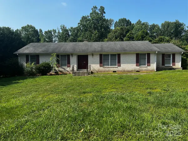 629 Belmorrow Drive, Charlotte, NC 28214