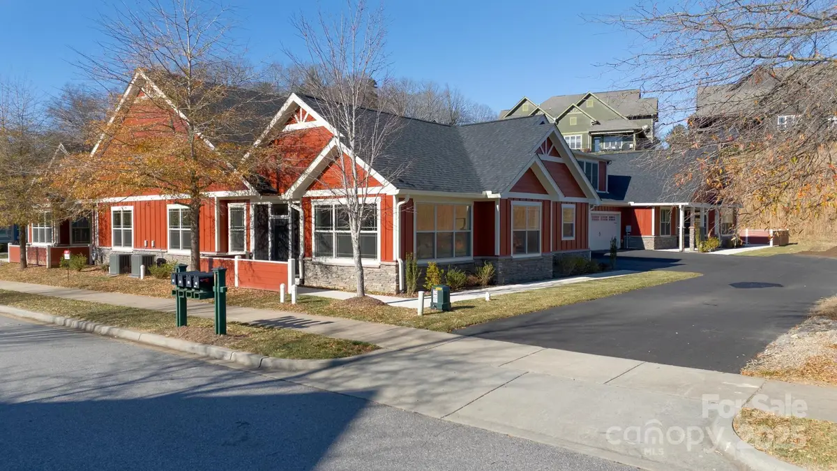 20 Brookstone Place, Candler, NC 28715 - Image #1