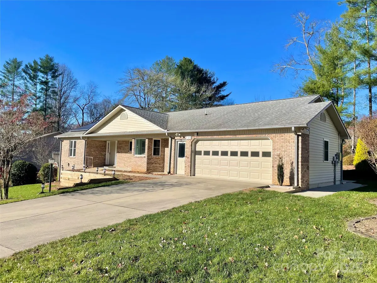 23 St. Andrews Drive, Etowah, NC 28729 - Image #1