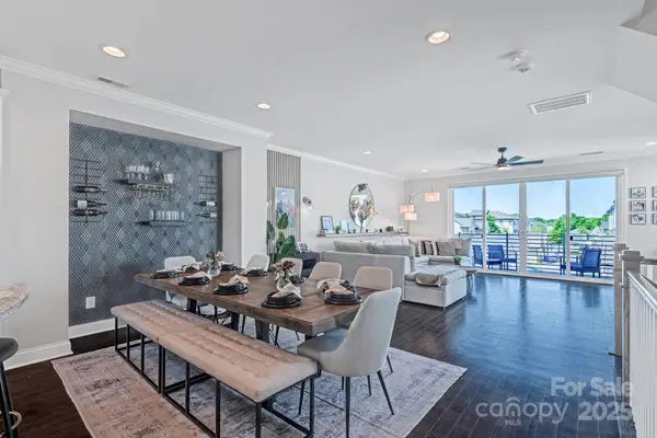 2551 Statesville Avenue, Charlotte, NC 28206