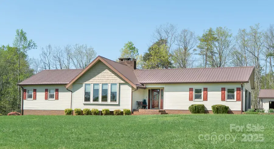 1368 Cajah Mountain Road, Hudson, NC 28638 - Image #2