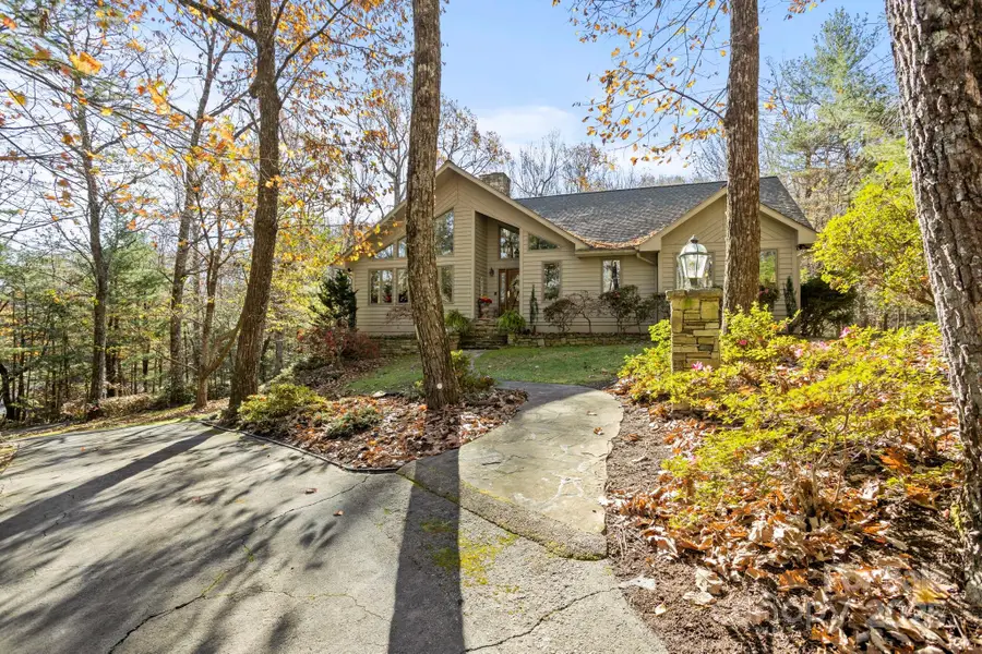 231 Greenleaf Drive, Flat Rock, NC 28731 - Image #3