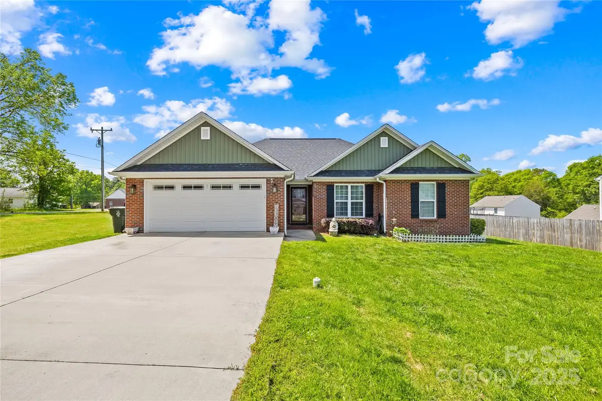 201 Churchill Drive, Kings Mountain, NC 28086 - Image #1