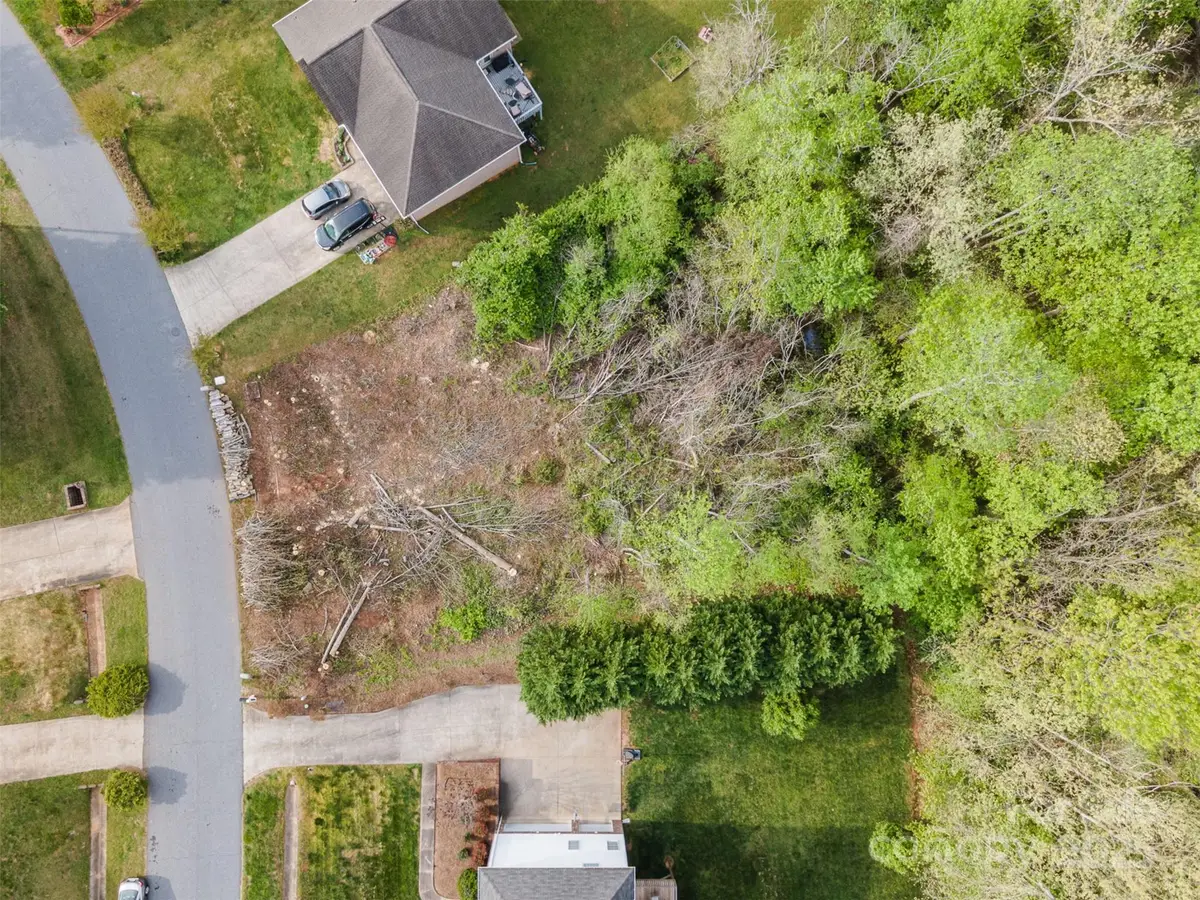 1552 Indian Springs Drive Nw, Conover, NC 28613 - Image #1