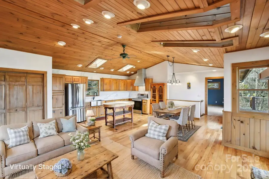 1426 Setzer Cove Road, Maggie Valley, NC 28751 - Image #2
