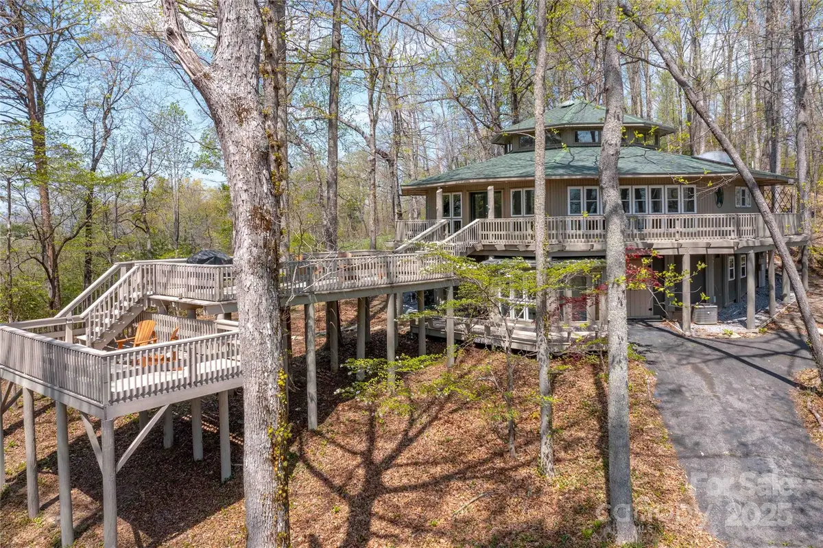39 Tatham Road, Hendersonville, NC 28792 - Image #1