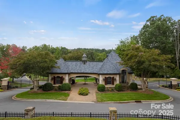 1029 Glade Spring Court, Belmont, NC 28012