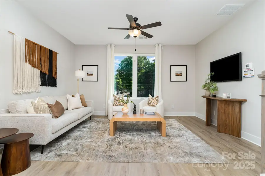 204 Mattoon Street, Charlotte, NC 28216 - Image #3