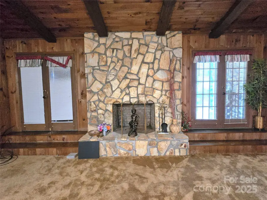 7141 Knobs Landing, Connelly Springs, NC 28612 - Image #3