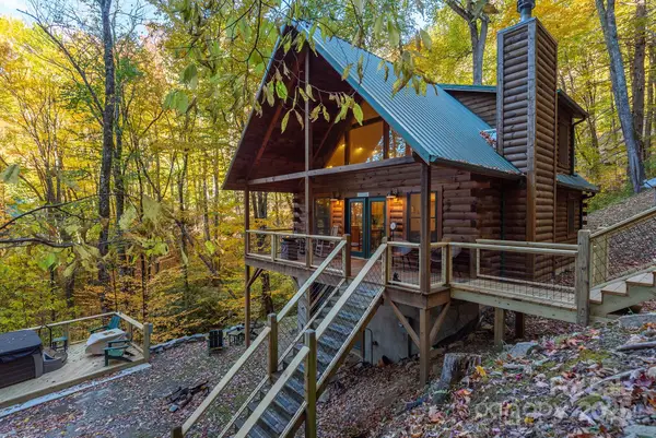 100 Candlemaker Trail, Maggie Valley, NC 28751