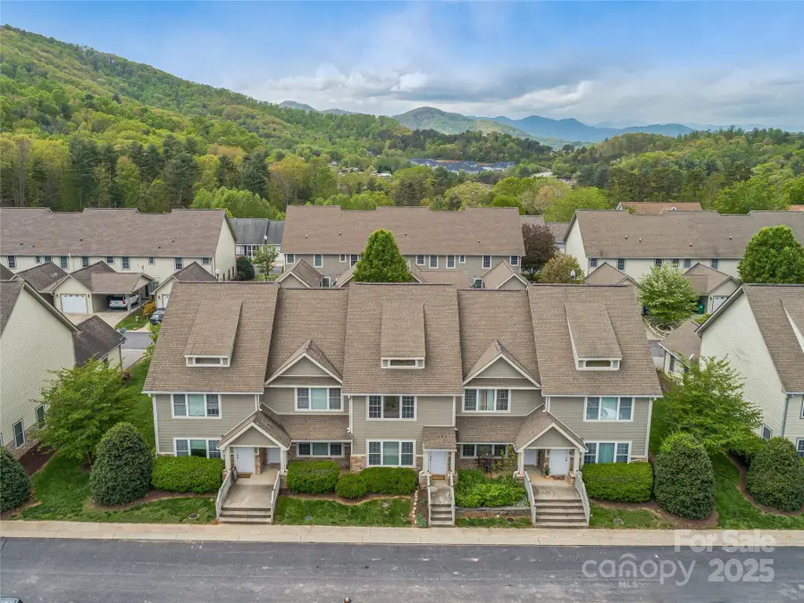 30 Rotunda Circle, Asheville, NC 28806 - Image #2
