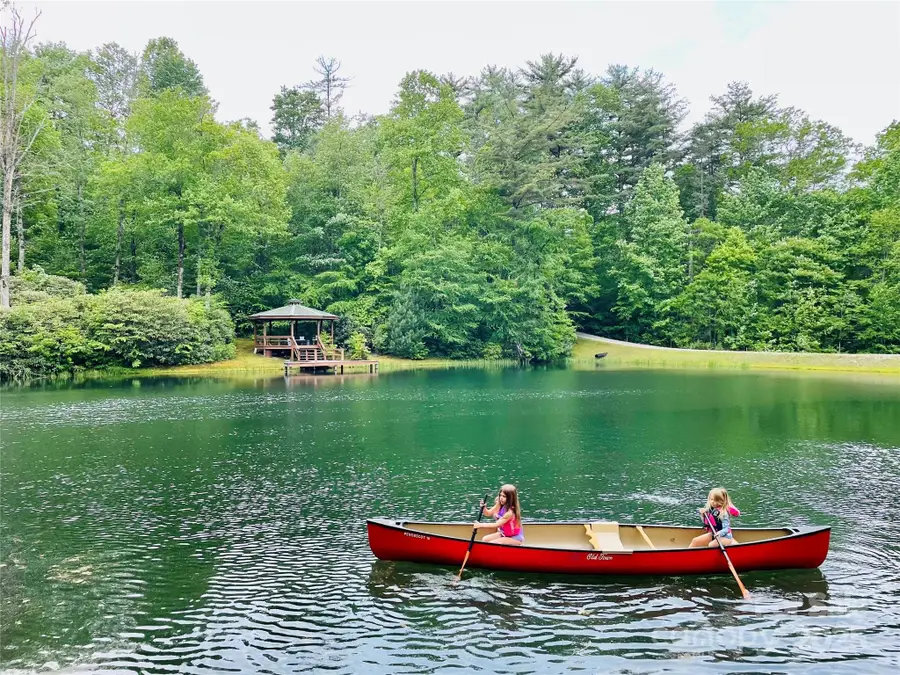 338 Fox Ridge Road, Lake Toxaway, NC 28747 - Image #3