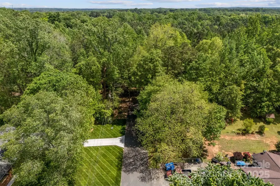 210 Harrison Lane, Gastonia, NC 28056 - Image #2