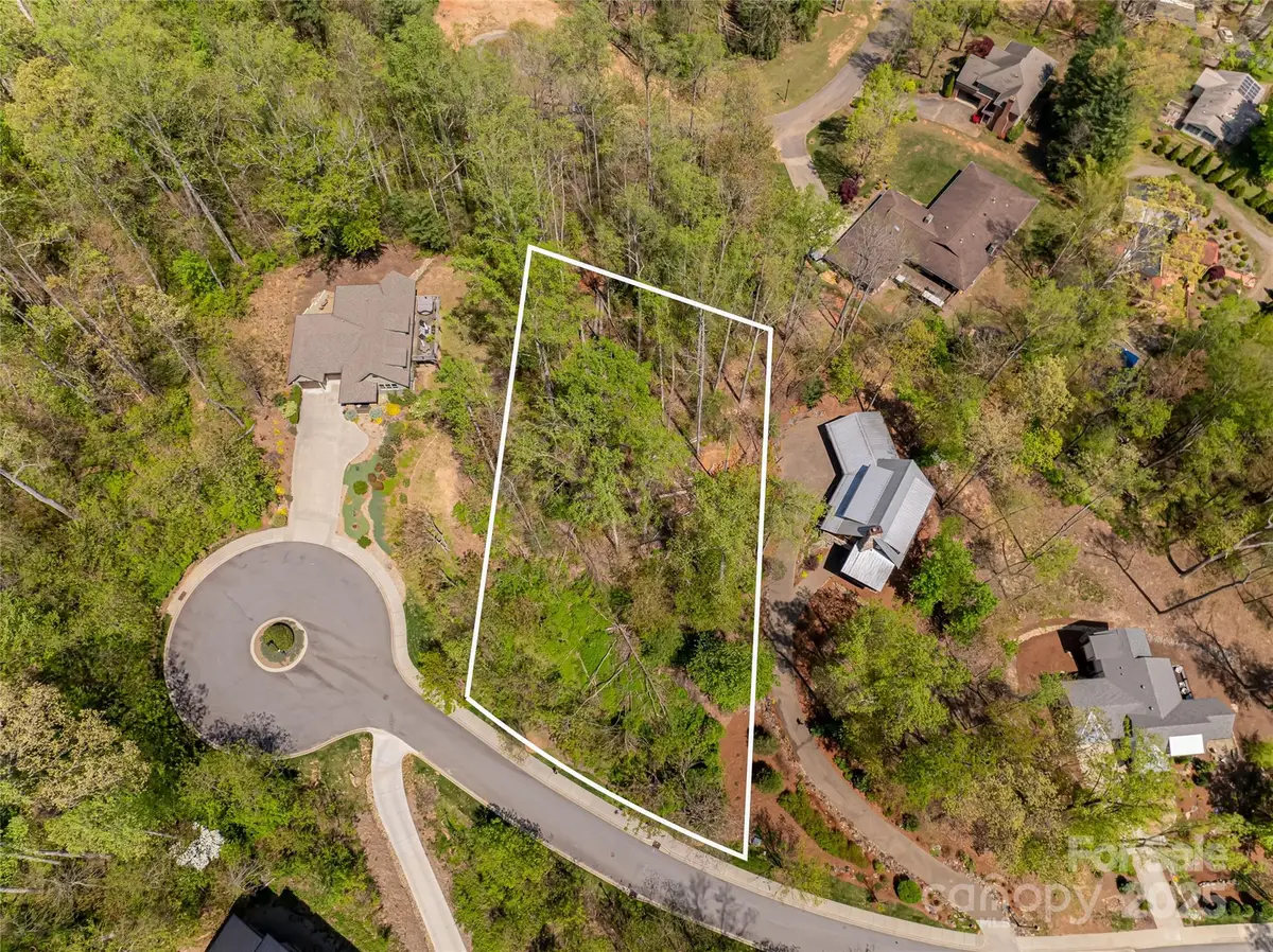 15 La Grange Drive, Asheville, NC 28805 - Image #1
