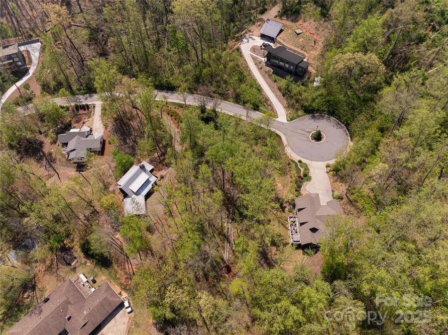 15 La Grange Drive, Asheville, NC 28805 - Image #3